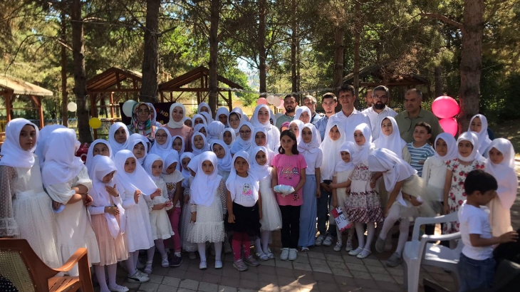 ARTOVA MÜFTÜLÜĞÜ KURAN KURSU KAPANIŞ PROGRAMI VE KURANI KERİM OKUMA YARIŞMASI