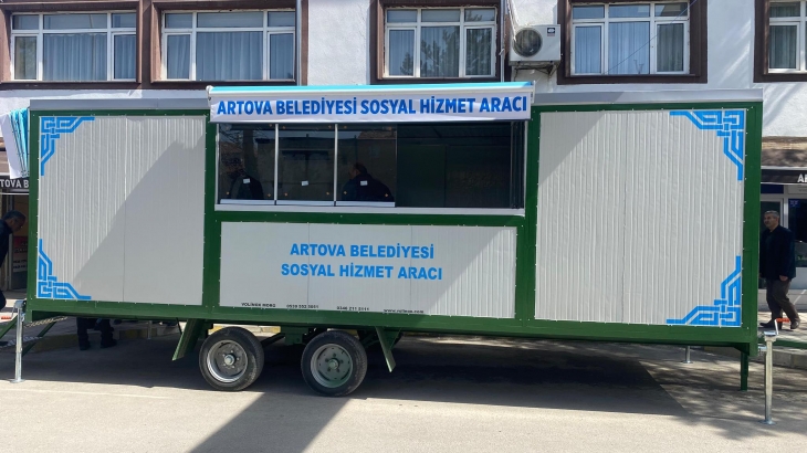 SOSYAL HİZMET ARACIMIZ İLÇEMİZE HAYIRLI OLSUN. 